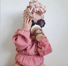 Load image into Gallery viewer, Coco Flower Sunglasses - Black