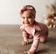 Load image into Gallery viewer, Rose Ribbed Topknot