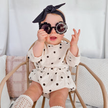 Load image into Gallery viewer, Coco Flower Sunglasses - Black
